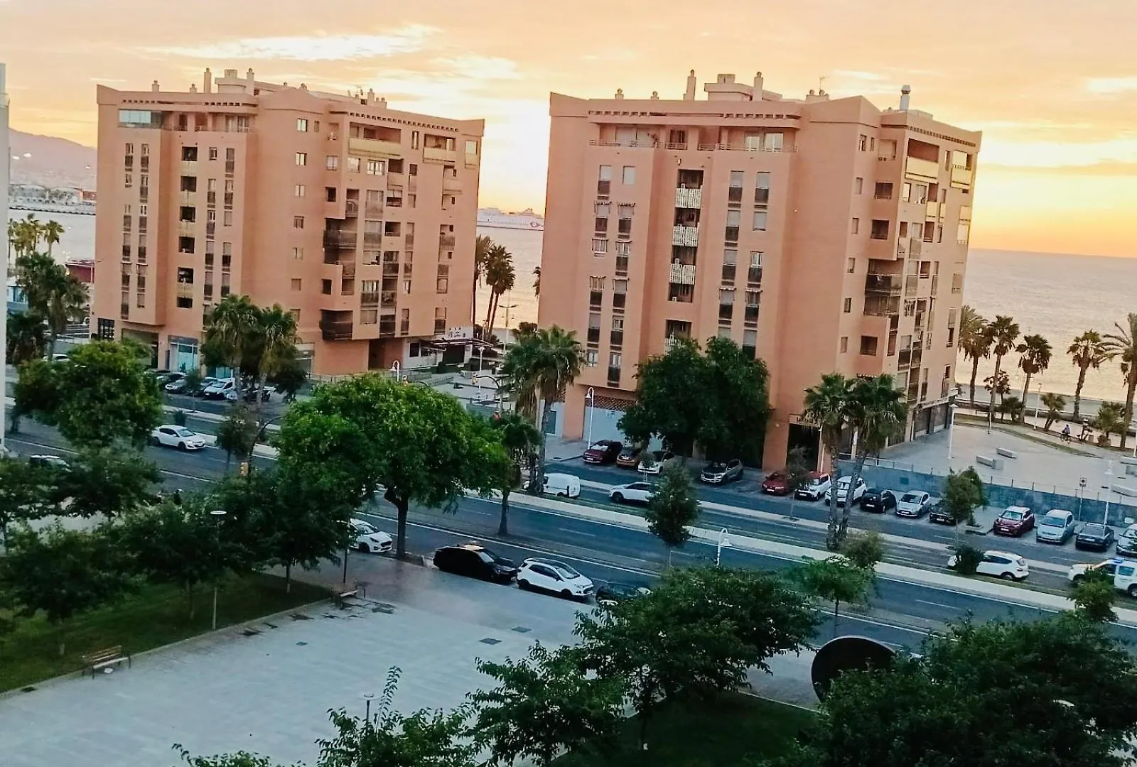 Apartamento Ideal Con Vistas Y Parking Malaga 0*,  Spain